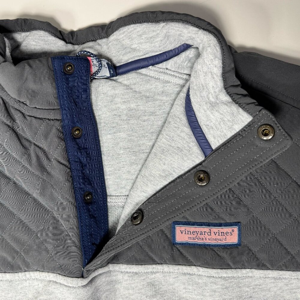 Vineyard Vines Quilted Pullover Partial Snap - Ba… - image 4